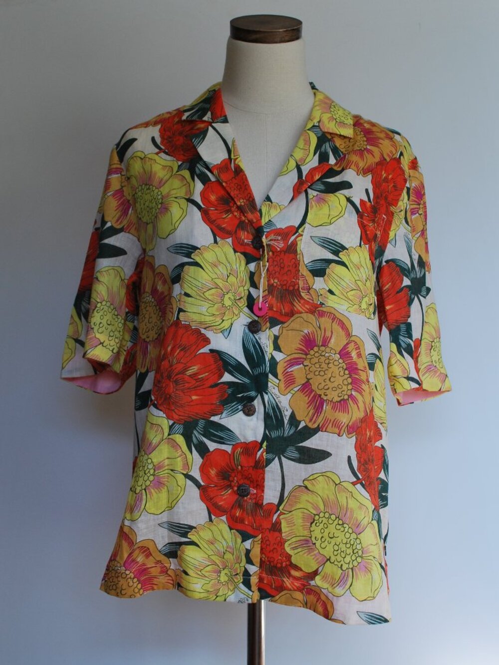 Scotch & Soda Sun Seekers Floral Linen Shirt | Orange, Yellow, Red | Medium